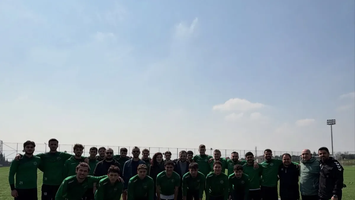 CHP Mudanya İlçe Başkanı, Mudanyaspor'un Play-Off Hedefine Tam Destek Verdi CHP Mudanya İlçe Başkanı, Mudanyaspor'un Play-Off Hedefine Tam Destek Verdi