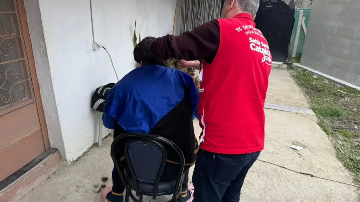 Çatalca'da Bayram Neşesi: İhtiyaç Sahipleri İçin Kişisel Bakım Hizmeti Çatalca'da Bayram Neşesi: İhtiyaç Sahipleri İçin Kişisel Bakım Hizmeti