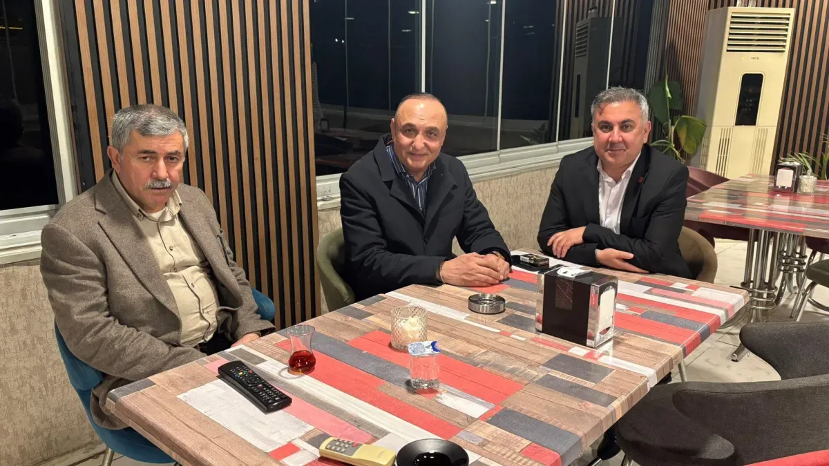 Gaziantep Milletvekili Meriç, Nurdağı'nda Ziraat Odası Başkanı Belpınar ile Tarım ve Üretici Gündemini Görüştü Gaziantep Milletvekili Meriç, Nurdağı'nda Ziraat Odası Başkanı Belpınar ile Tarım ve Üretici Gündemini Görüştü