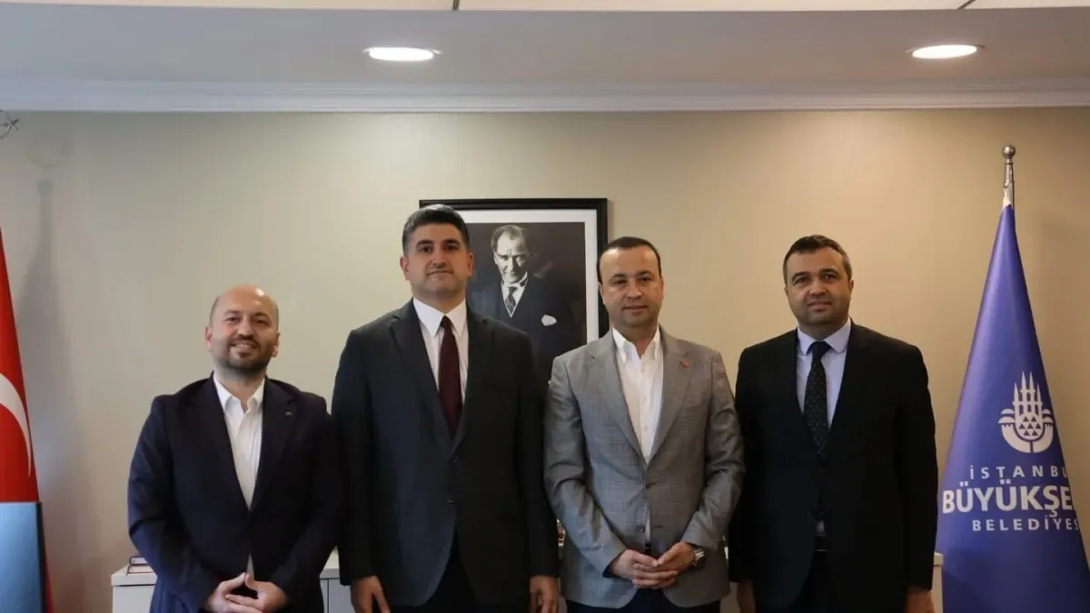 Ataşehir'de Yatırım İş Birliği: İBB ve Ataşehir Belediyesi Projeleri Masaya Yatırıldı Ataşehir'de Yatırım İş Birliği: İBB ve Ataşehir Belediyesi Projeleri Masaya Yatırıldı