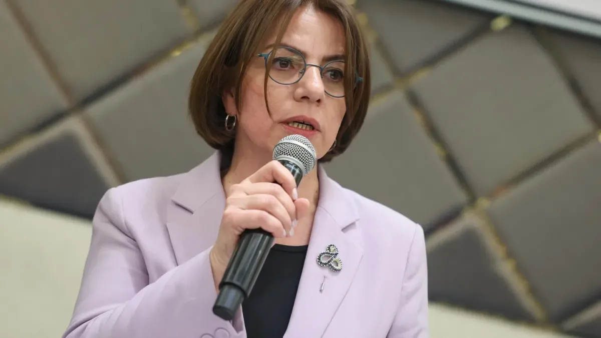 Köymen'den İftarda CHP'ye Vefa ve Yerel Yönetim Mesajı Köymen'den İftarda CHP'ye Vefa ve Yerel Yönetim Mesajı