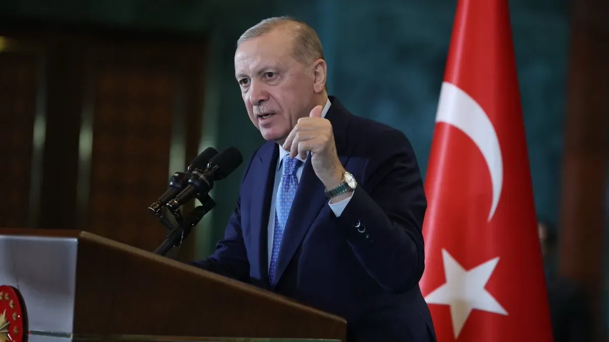 Cumhurbaşkanı Erdoğan Gazetecilerle İftarda Gündemi Değerlendirdi: Yerel Seçimler ve Ekonomi Gündemde Cumhurbaşkanı Erdoğan Gazetecilerle İftarda Gündemi Değerlendirdi: Yerel Seçimler ve Ekonomi Gündemde