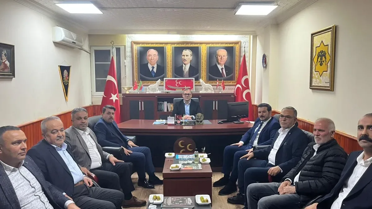 Adana Ülkü Ocakları İmamoğlu'nda MHP İlçe Teşkilatını Ziyaret Etti: Siyasi İstişare Gerçekleştirildi Adana Ülkü Ocakları İmamoğlu'nda MHP İlçe Teşkilatını Ziyaret Etti: Siyasi İstişare Gerçekleştirildi