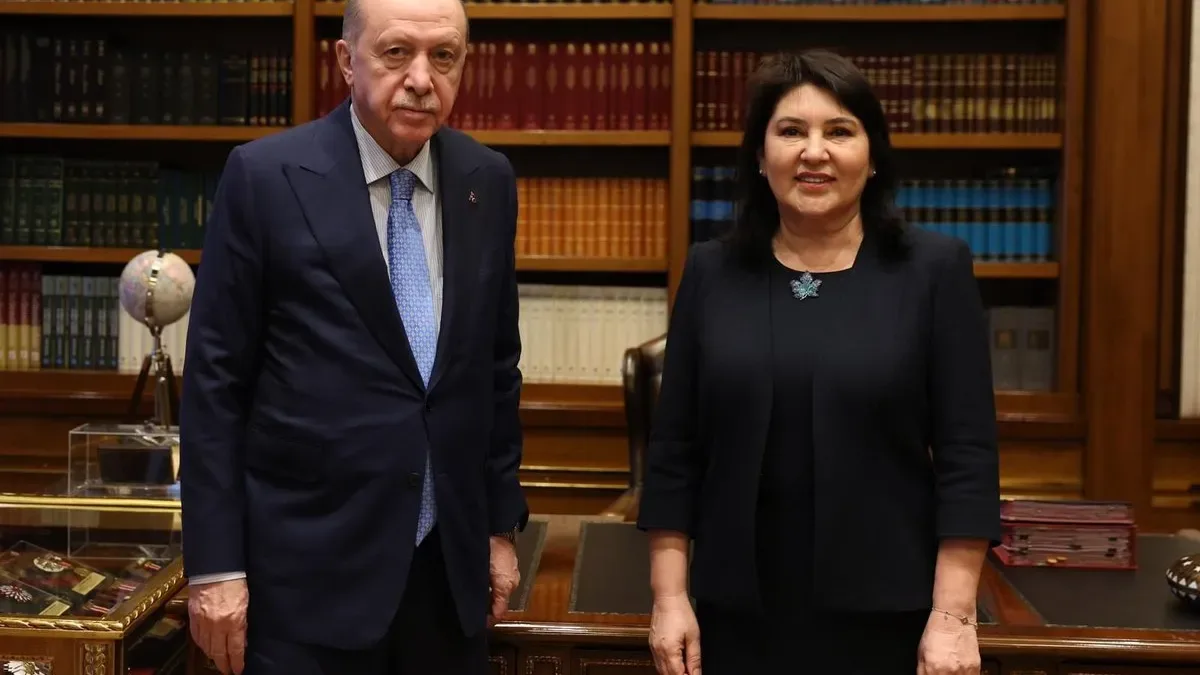 AK Parti Adana Milletvekili, 60. Yaşını Cumhurbaşkanı Erdoğan ile Kutlamanın Bahtiyarlığını Yaşadı AK Parti Adana Milletvekili, 60. Yaşını Cumhurbaşkanı Erdoğan ile Kutlamanın Bahtiyarlığını Yaşadı