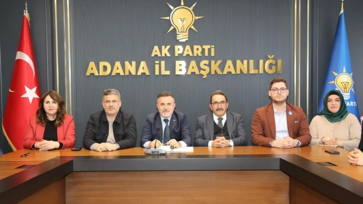 AK Parti Adana Teşkilatı, Cumhurbaşkanı Erdoğan'ın Riyasetindeki Bayramlaşmaya Katıldı AK Parti Adana Teşkilatı, Cumhurbaşkanı Erdoğan'ın Riyasetindeki Bayramlaşmaya Katıldı