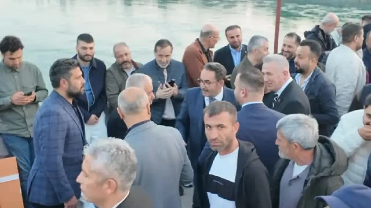 AK Parti Adana Milletvekili Abdullah Doğru, Vefa İftarında Dava Arkadaşlarıyla Buluştu AK Parti Adana Milletvekili Abdullah Doğru, Vefa İftarında Dava Arkadaşlarıyla Buluştu