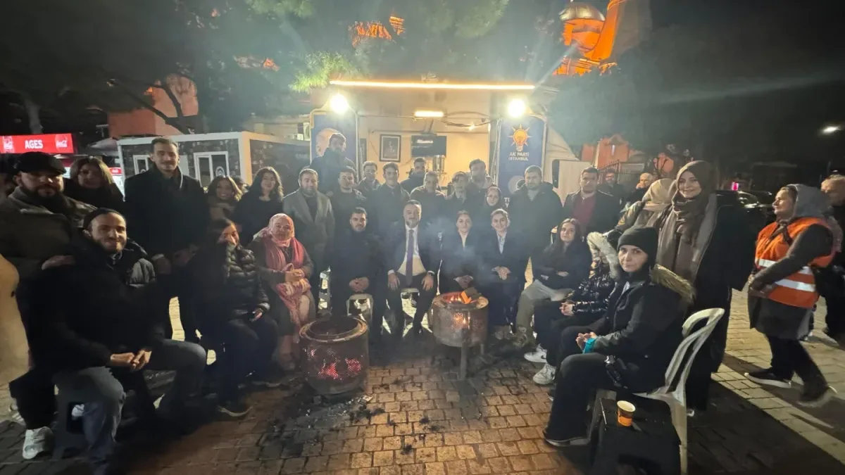 AK Partili Şengül Karslı, Maltepe'de Gençlik Ateşi Etkinliğinde Gençlerle Buluştu AK Partili Şengül Karslı, Maltepe'de Gençlik Ateşi Etkinliğinde Gençlerle Buluştu