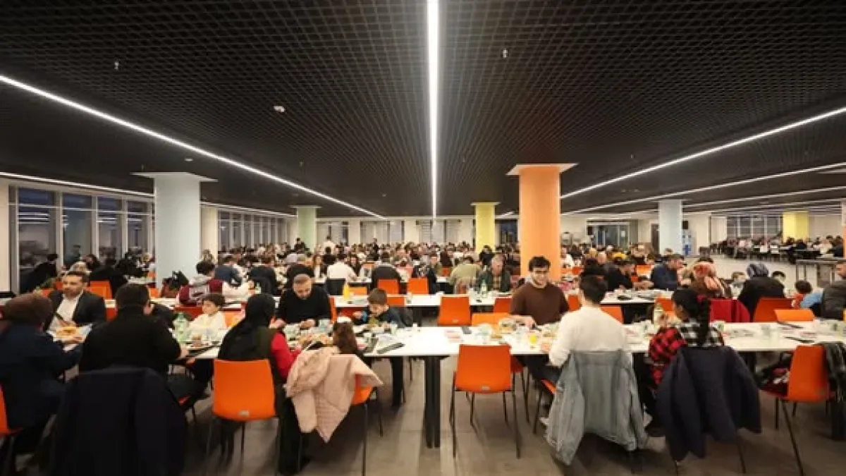 Bandırma 17 Eylül Üniversitesi Personeline Özel İftar: Rektör İsmail Boz Katıldı Bandırma 17 Eylül Üniversitesi Personeline Özel İftar: Rektör İsmail Boz Katıldı