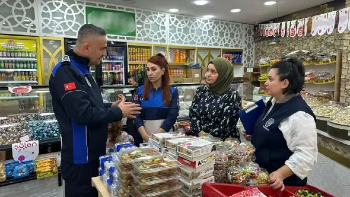 Seyhan Belediyesi Ramazan Bayramı Öncesi Gıda Denetimlerini Yoğunlaştırdı Seyhan Belediyesi Ramazan Bayramı Öncesi Gıda Denetimlerini Yoğunlaştırdı