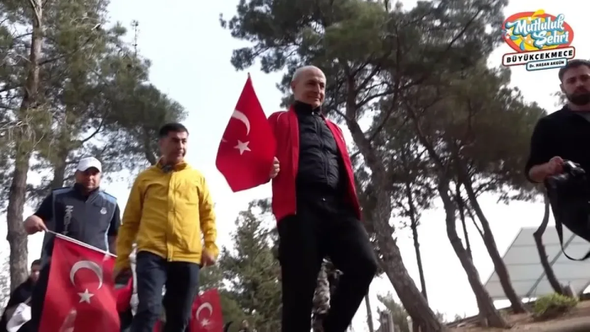 Büyükçekmece Belediye Başkanı Akgün'den Çanakkale Tanımı: Bir Diriliş ve Önsöz Büyükçekmece Belediye Başkanı Akgün'den Çanakkale Tanımı: Bir Diriliş ve Önsöz