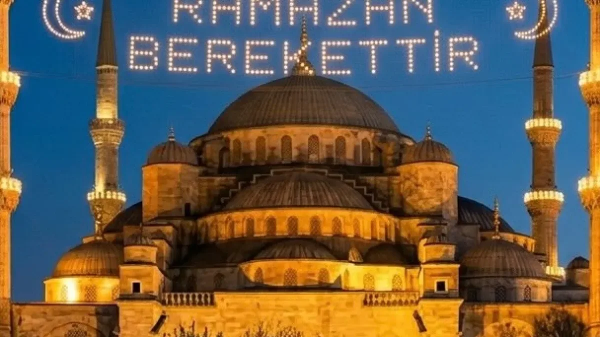 Formüllerden Sofraya: Çatalca Gençlik Merkezi'nde Matematik Sınıfı İftarda Buluştu Formüllerden Sofraya: Çatalca Gençlik Merkezi'nde Matematik Sınıfı İftarda Buluştu