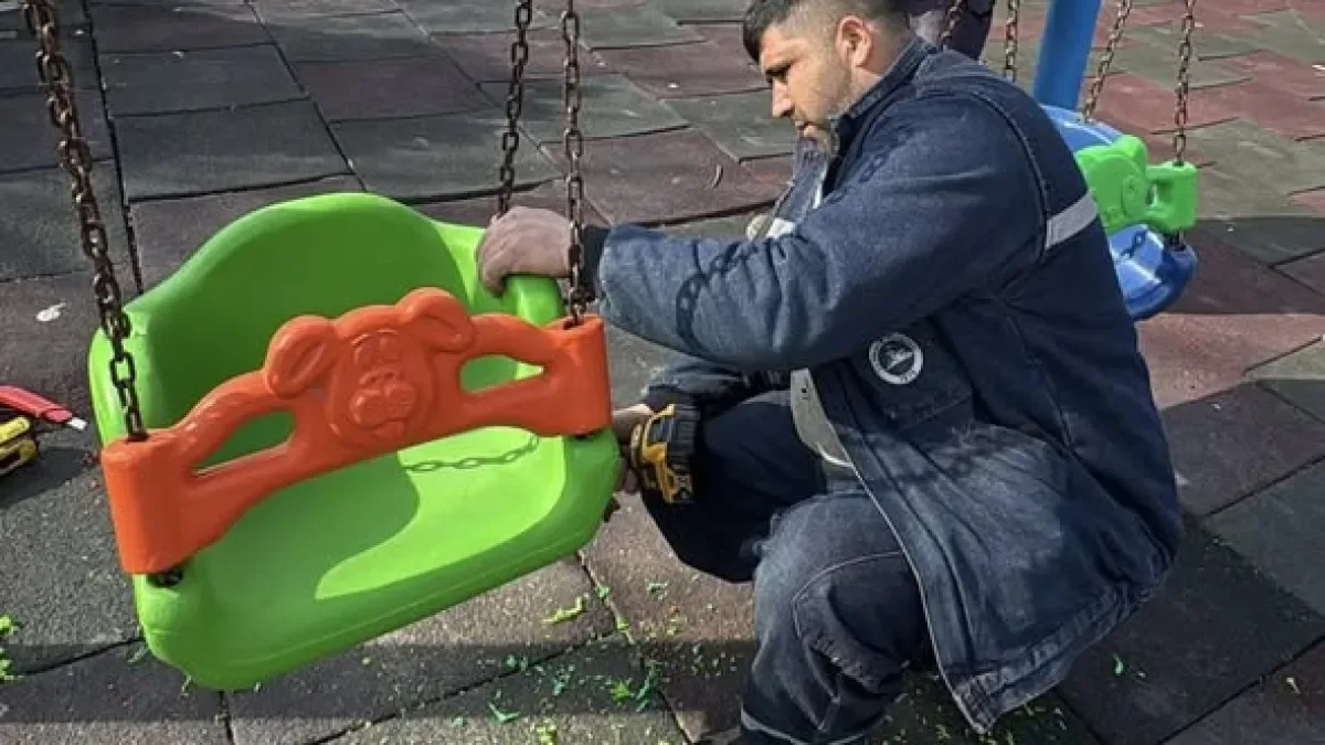 Kalecik'te Çocuklar İçin Oyun Alanı Bakım Çalışmaları Devam Ediyor Kalecik'te Çocuklar İçin Oyun Alanı Bakım Çalışmaları Devam Ediyor