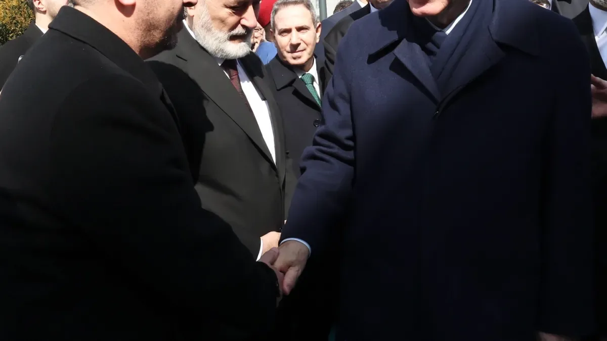 Sincan'da Açılış Anı: Cumhurbaşkanı Erdoğan ile Bir Hatıra Paylaşıldı Sincan'da Açılış Anı: Cumhurbaşkanı Erdoğan ile Bir Hatıra Paylaşıldı
