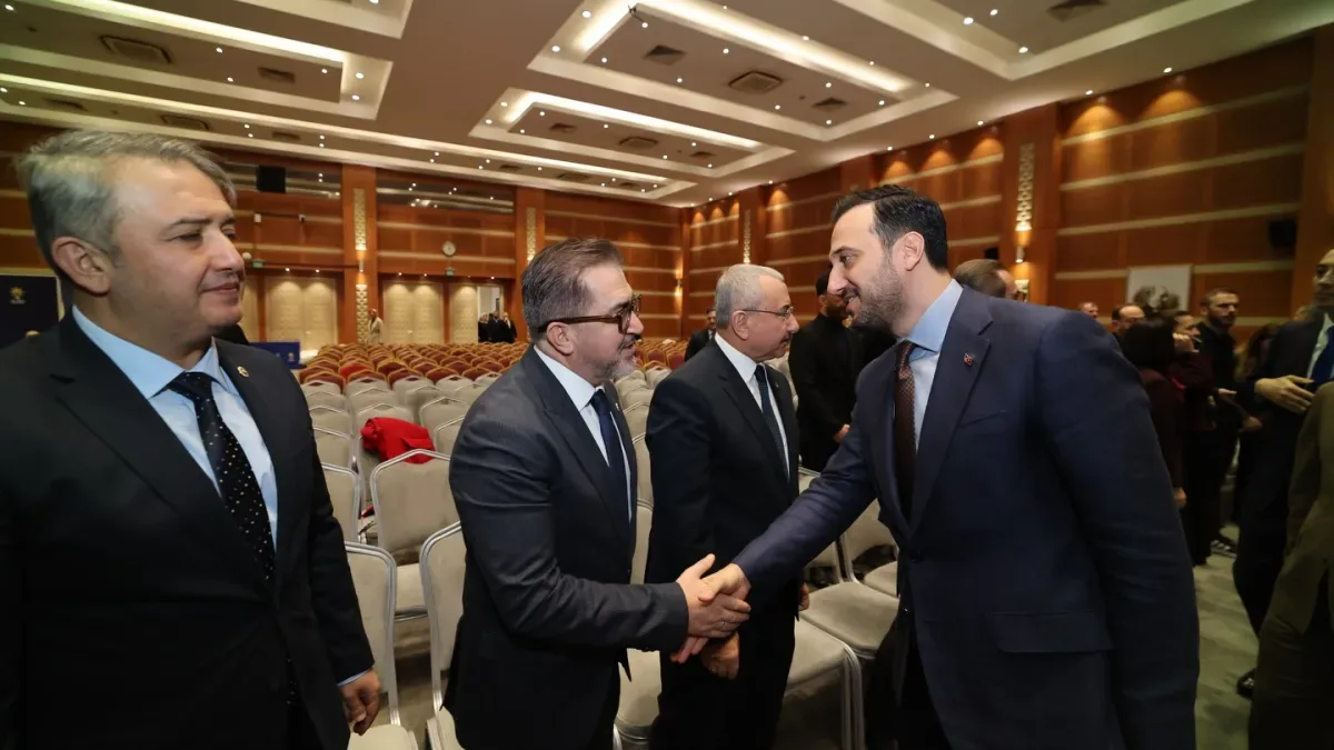 İstanbul'da Bayramlaşma: Erdoğan'dan Video Konferansla Katılım Mesajı İstanbul'da Bayramlaşma: Erdoğan'dan Video Konferansla Katılım Mesajı
