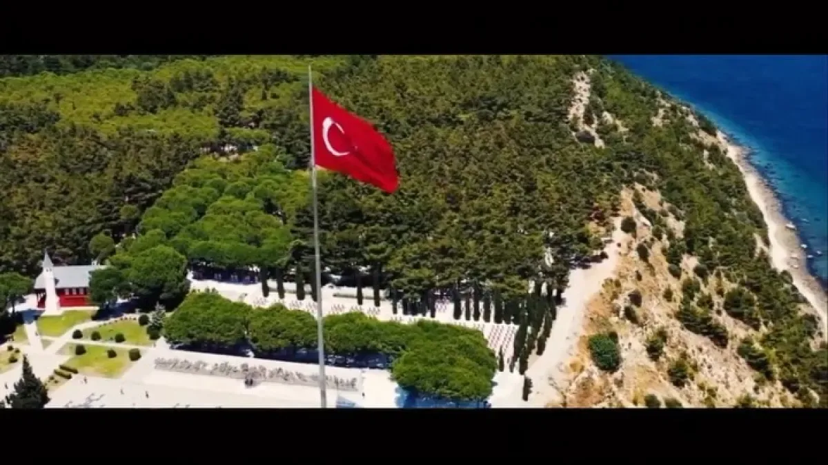İstanbul Aydın Üniversitesi'nden 111. Yıl Mesajı: Çanakkale Ruhu Kampüste İstanbul Aydın Üniversitesi'nden 111. Yıl Mesajı: Çanakkale Ruhu Kampüste