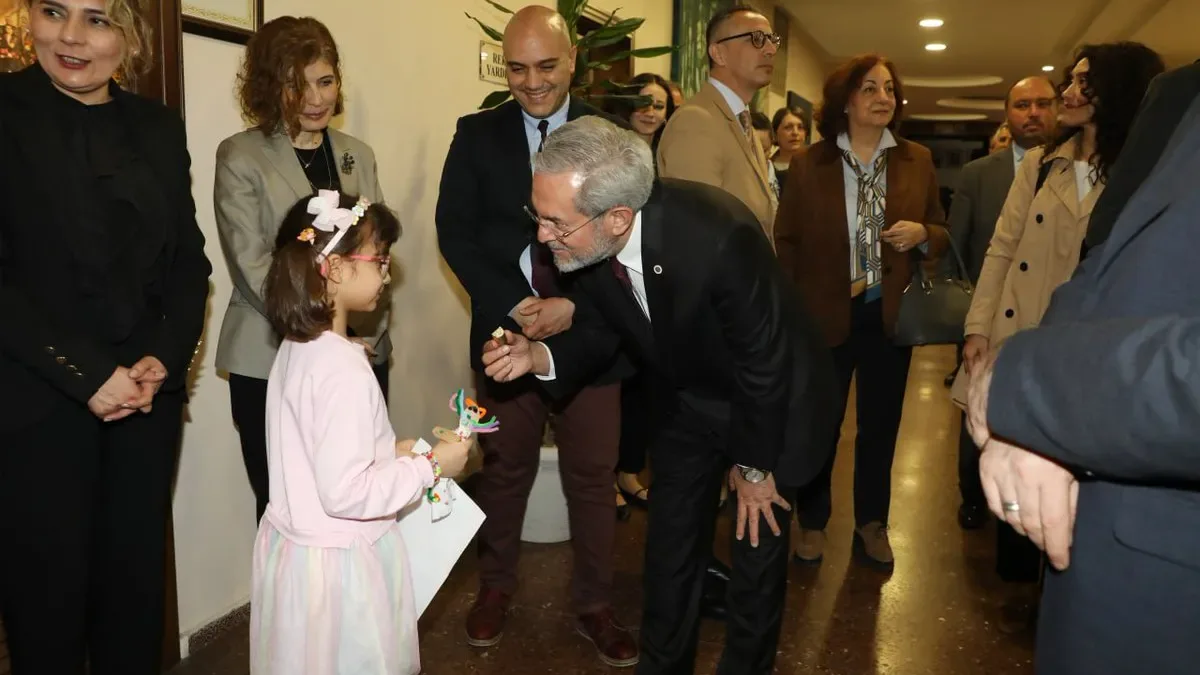 Necdet Ünüvar, Ankara Üniversitesi'nde Toplantı Sonrası Ne Yaptı? Necdet Ünüvar, Ankara Üniversitesi'nde Toplantı Sonrası Ne Yaptı?