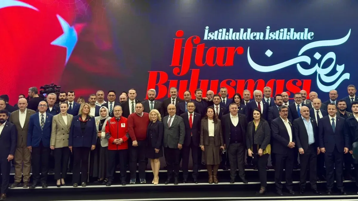 Şişli Kaymakamı Cevdet Ertürkmen'in İftar Daveti: Ev Sahibi Kimdi? Şişli Kaymakamı Cevdet Ertürkmen'in İftar Daveti: Ev Sahibi Kimdi?