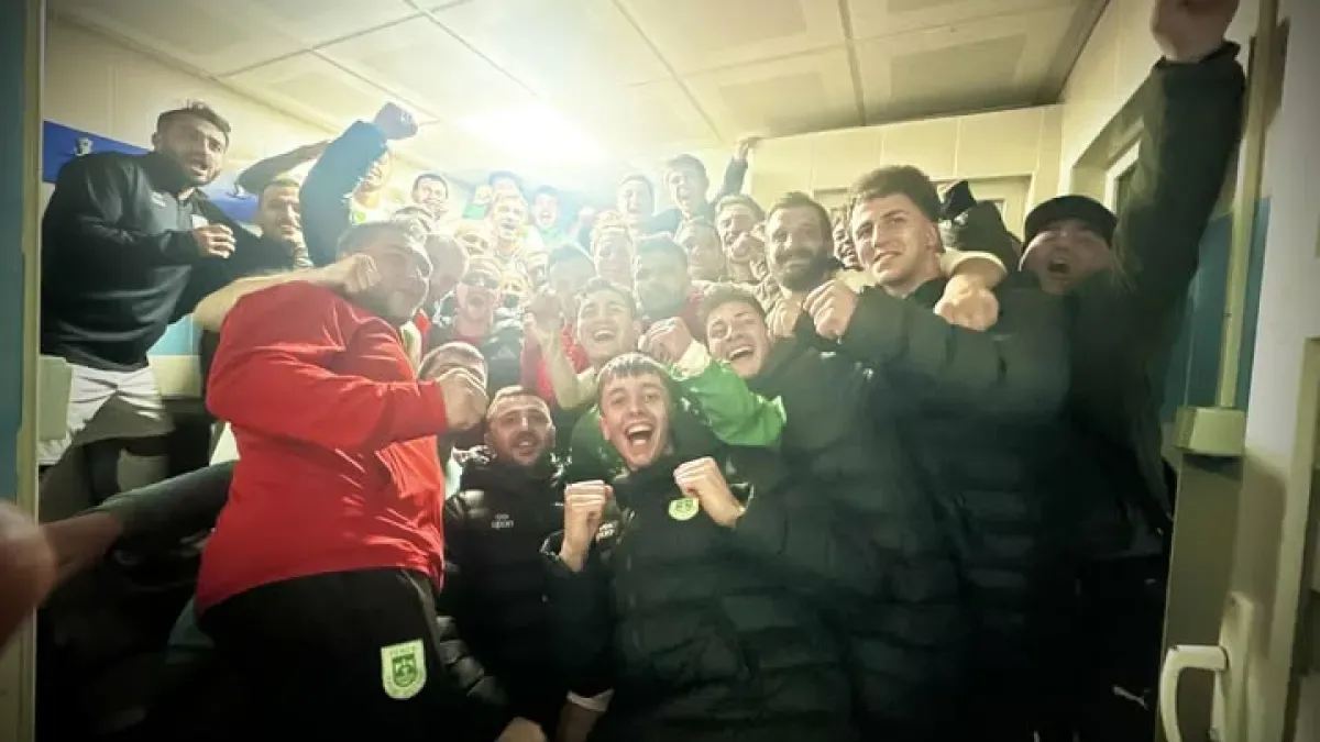 Bursa İznikspor'dan Deplasman Zaferi Bursa İznikspor'dan Deplasman Zaferi