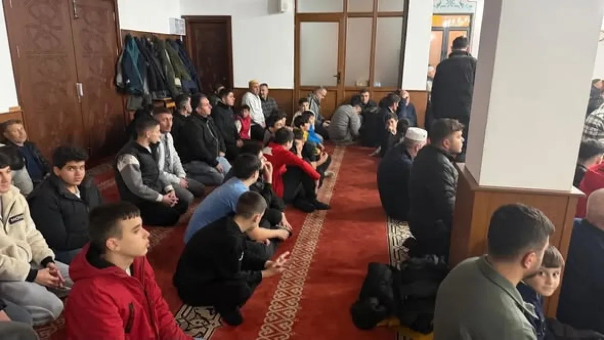 Orhangazi'de Gençlere Özel Cami Challenge'ı: Hatimle Teravih Buluşması Orhangazi'de Gençlere Özel Cami Challenge'ı: Hatimle Teravih Buluşması