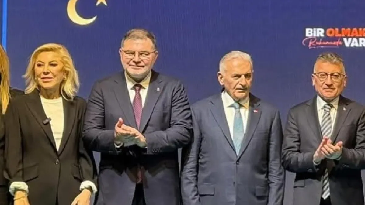 AK Parti İzmir'de Vefa Buluşması: Yıldırım ve Güler, Teşkilatla Bir Araya Geldi AK Parti İzmir'de Vefa Buluşması: Yıldırım ve Güler, Teşkilatla Bir Araya Geldi