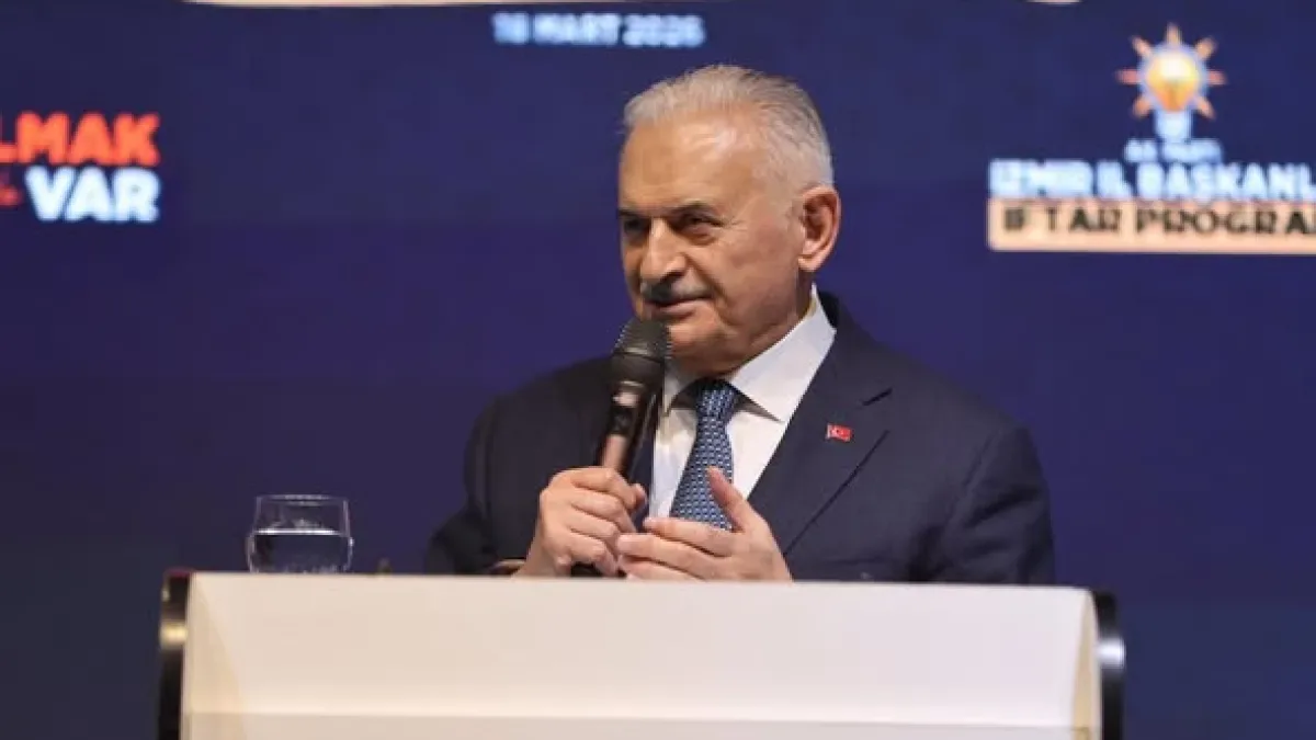 AK Parti İzmir'de Vefa İftarında Kimler Vardı? Üst Düzey Buluşmanın Detayları AK Parti İzmir'de Vefa İftarında Kimler Vardı? Üst Düzey Buluşmanın Detayları