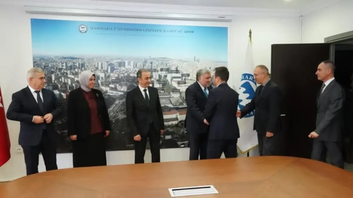 Marmara Üniversitesi'nde Bayramlaşma Töreni: Akademik Ailenin Buluşması Marmara Üniversitesi'nde Bayramlaşma Töreni: Akademik Ailenin Buluşması