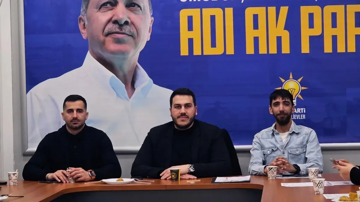 AK Gençlik Bahçelievler'de 18 Mart Akşamı Yönetim Toplantısı Düzenledi AK Gençlik Bahçelievler'de 18 Mart Akşamı Yönetim Toplantısı Düzenledi