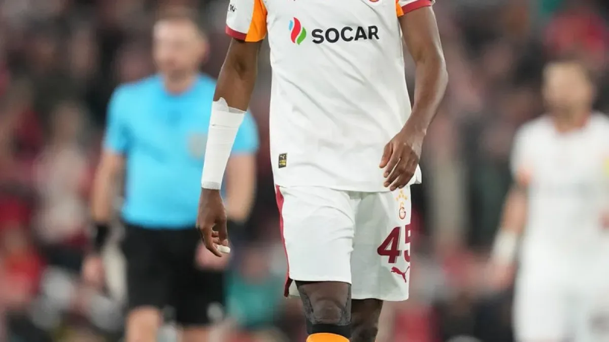 Galatasaray'dan Kritik Sakatlık Açıklaması: Osimhen ve Lang İçin Geçmiş Olsun Mesajı Galatasaray'dan Kritik Sakatlık Açıklaması: Osimhen ve Lang İçin Geçmiş Olsun Mesajı