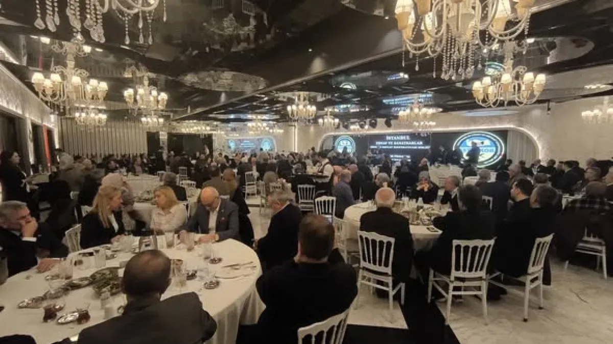 İstanbul Esnaf ve Sanatkarlar Birliği, Ticaret Bakan Yardımcısı Mahmut Gürcan'ı Ziyaret Etti İstanbul Esnaf ve Sanatkarlar Birliği, Ticaret Bakan Yardımcısı Mahmut Gürcan'ı Ziyaret Etti