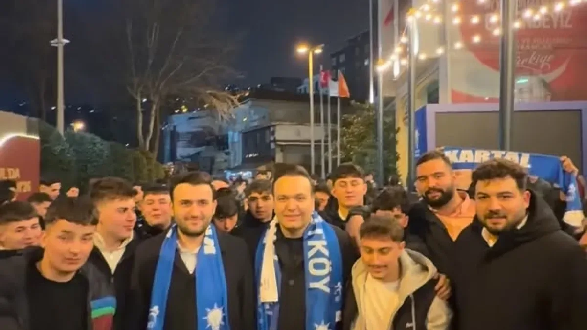 İstanbul'da Lise Başkanları İftarında Neler Yaşandı? İstanbul'da Lise Başkanları İftarında Neler Yaşandı?
