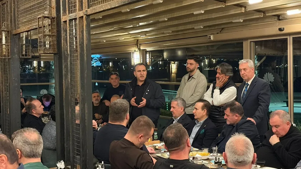 Büyükçekmece Kaymakamı'ndan Son Sahur Daveti: Kimler Katıldı? Büyükçekmece Kaymakamı'ndan Son Sahur Daveti: Kimler Katıldı?