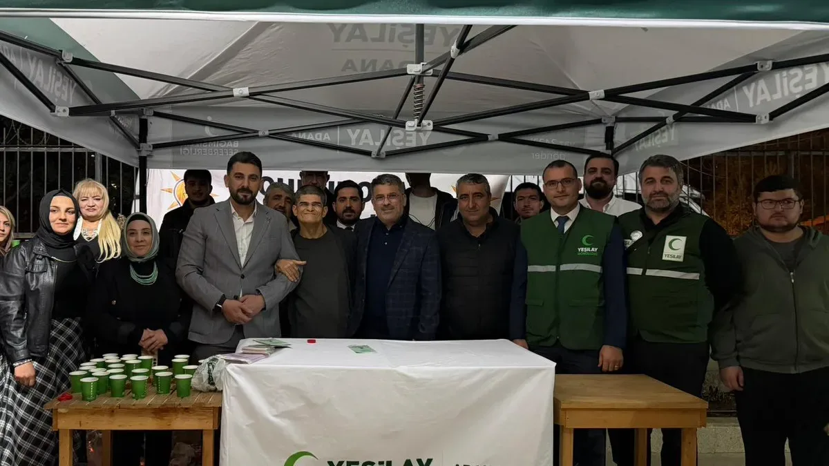 Adana'da Teravih Sonrası Görüşme: Milletvekili Aytek ve Teşkilat Hangi Mesajı Verdi? Adana'da Teravih Sonrası Görüşme: Milletvekili Aytek ve Teşkilat Hangi Mesajı Verdi?