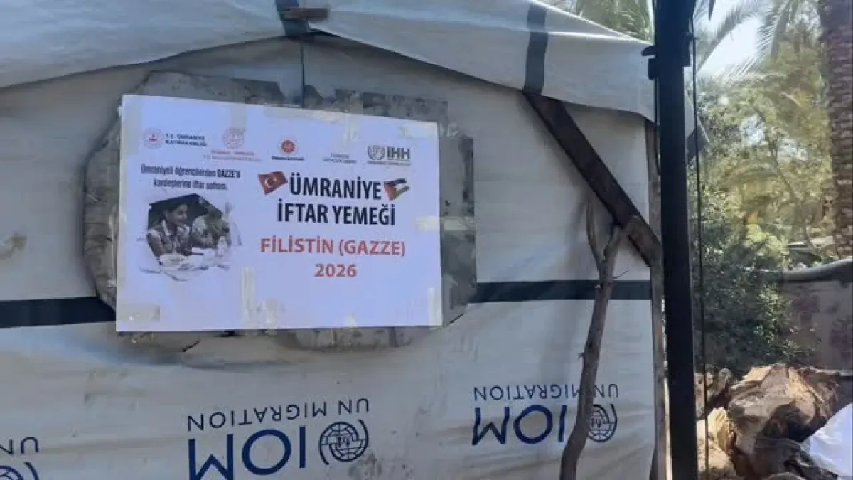 Ümraniye'den Gazze'ye Uzanan İftar Sofraları: Öğrenci Emeği Kardeşliğe Dönüştü Ümraniye'den Gazze'ye Uzanan İftar Sofraları: Öğrenci Emeği Kardeşliğe Dönüştü