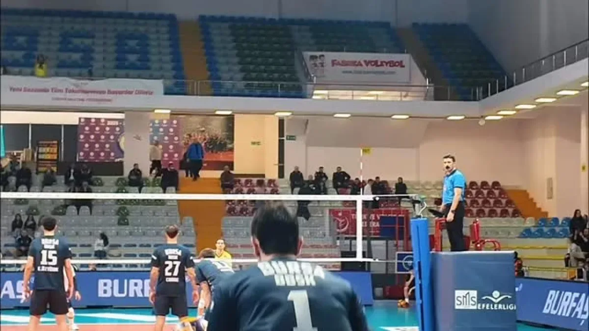Bursa Büyükşehir Belediyespor, Fenerbahçe Karşısında Ne Yaptı? Bursa Büyükşehir Belediyespor, Fenerbahçe Karşısında Ne Yaptı?
