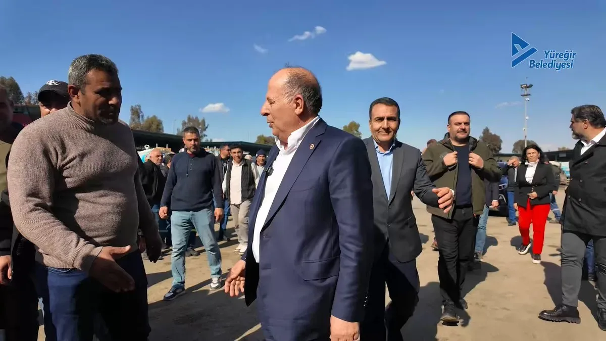 Yüreğir'de Bayram Ruhu: Başkan Demirçalı'dan Personeline Dayanışma Mesajı Yüreğir'de Bayram Ruhu: Başkan Demirçalı'dan Personeline Dayanışma Mesajı