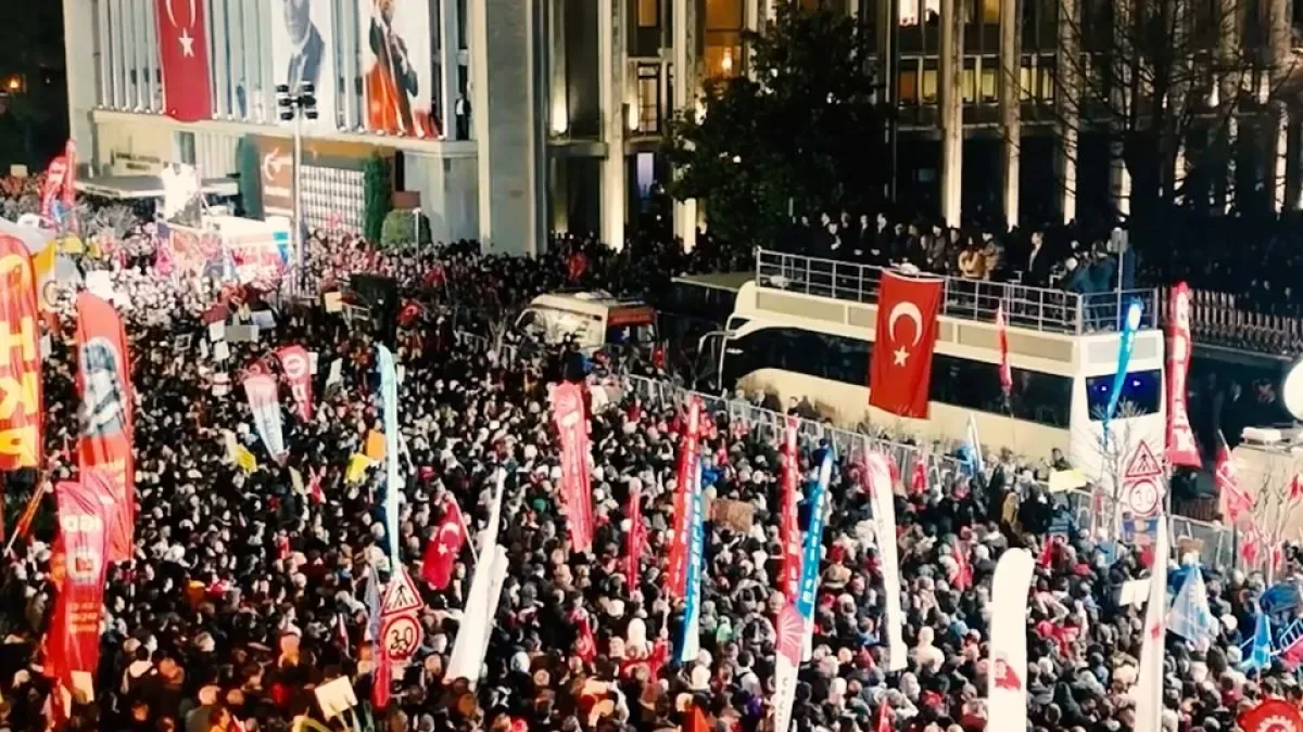 CHP'li Şevkin'den Meydan Çağrısı: "Korkunuzun Sebebi Biziz" CHP'li Şevkin'den Meydan Çağrısı: "Korkunuzun Sebebi Biziz"