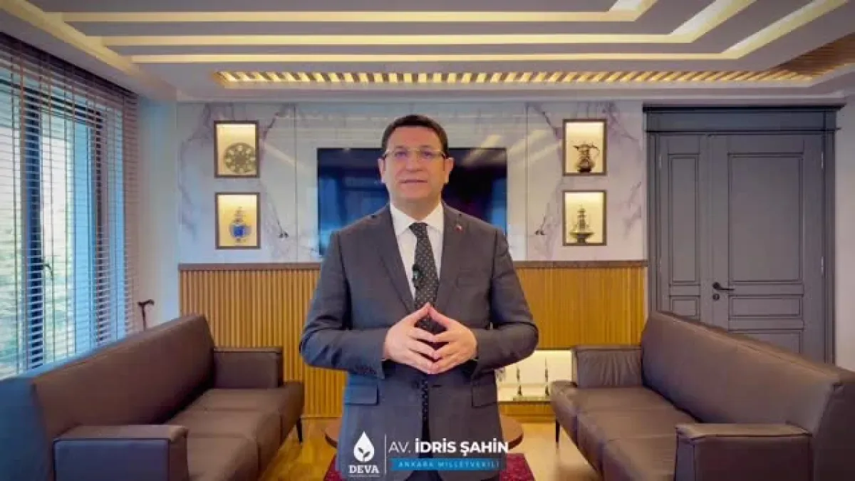 DEVA Partili Şahin'den Dikkat Çeken Bayram Sorusu: "Nerede O Eski Bayramlar?" DEVA Partili Şahin'den Dikkat Çeken Bayram Sorusu: "Nerede O Eski Bayramlar?"