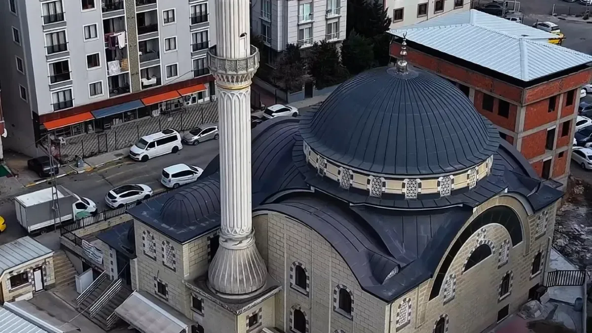Pendik'te Camiler Bayram İçin Hazırlandı: Detaylar Ne? Pendik'te Camiler Bayram İçin Hazırlandı: Detaylar Ne?