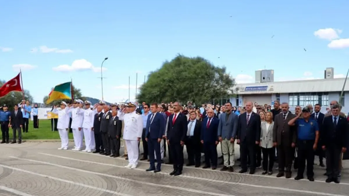 Adalar Kaymakamı İnan'ın 30 Ağustos Programı: Tören Nerede Yapıldı? Adalar Kaymakamı İnan'ın 30 Ağustos Programı: Tören Nerede Yapıldı?