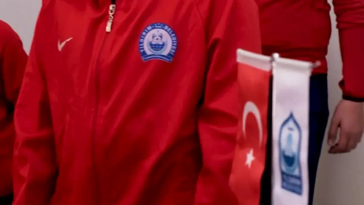 Yıldırım'da Zeka Hamleleri: Küçük Yaşta Satranç Eğitimi Neden Önemli? Yıldırım'da Zeka Hamleleri: Küçük Yaşta Satranç Eğitimi Neden Önemli?