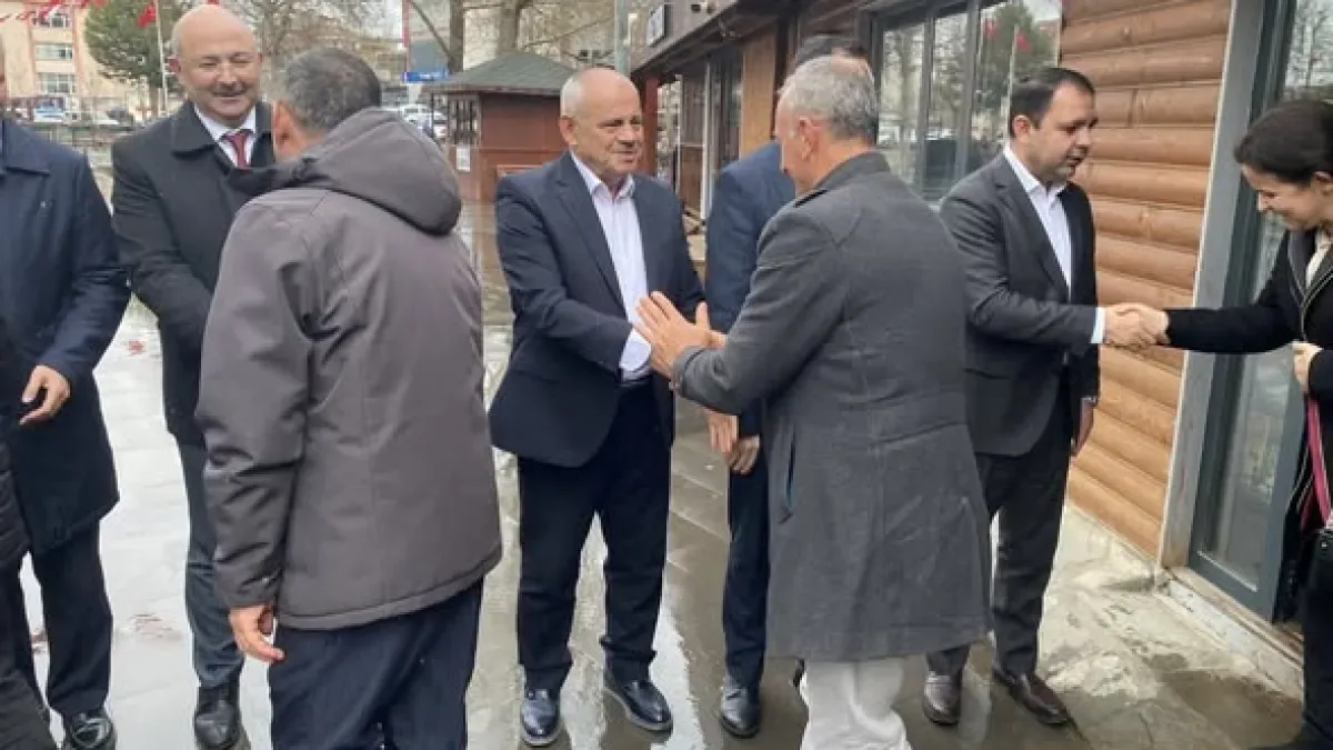 Yahyalı'da Protokol ve Vatandaşlar Bayramda Hangi Mekanda Buluştular? Yahyalı'da Protokol ve Vatandaşlar Bayramda Hangi Mekanda Buluştular?