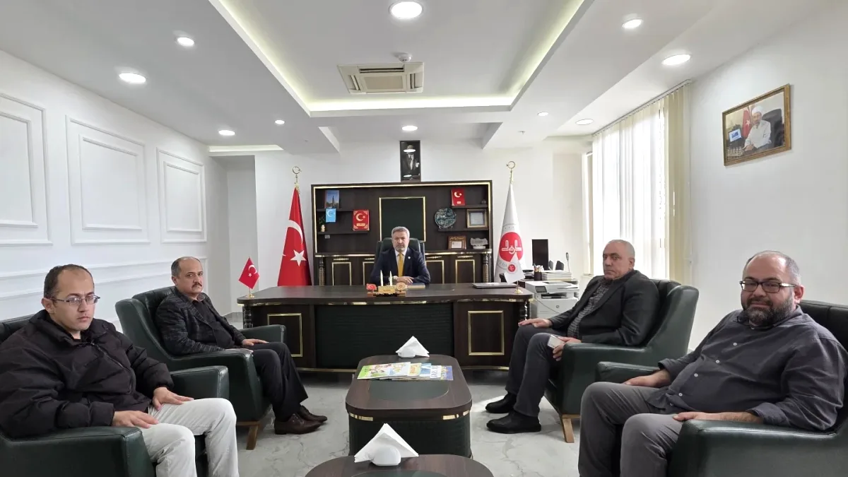 Muratpaşa Müftüsü Personeliyle Buluştu: Bayramda Birlik ve Teşekkür Vurgusu Muratpaşa Müftüsü Personeliyle Buluştu: Bayramda Birlik ve Teşekkür Vurgusu