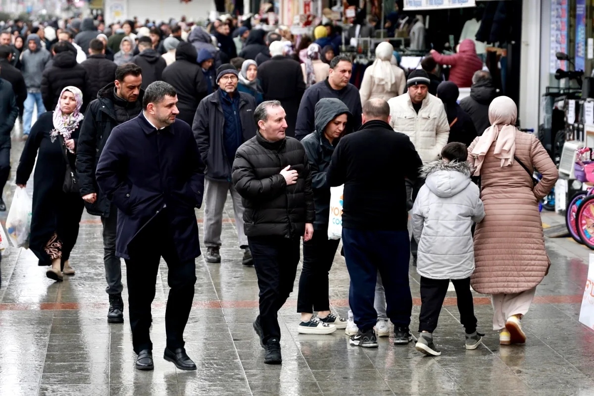 Sultanbeyli'de Saha Ziyareti: Başkan Tombaş ve Milletvekili Çelik Neden Sahadaydı? Sultanbeyli'de Saha Ziyareti: Başkan Tombaş ve Milletvekili Çelik Neden Sahadaydı?