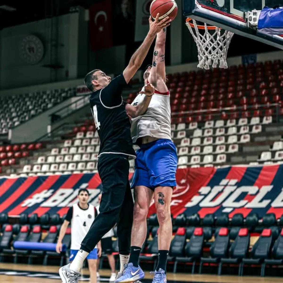 Gaziantep Basketbol, Çayırova Maçı İçin Strateji Masasına Yatıyor Gaziantep Basketbol, Çayırova Maçı İçin Strateji Masasına Yatıyor