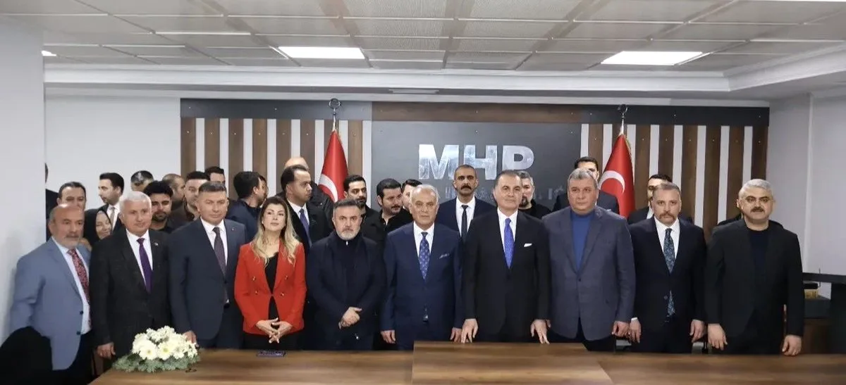 MHP Çukurova İlçe Teşkilatı'ndan Adana'da Anlamlı Bayram Buluşması MHP Çukurova İlçe Teşkilatı'ndan Adana'da Anlamlı Bayram Buluşması