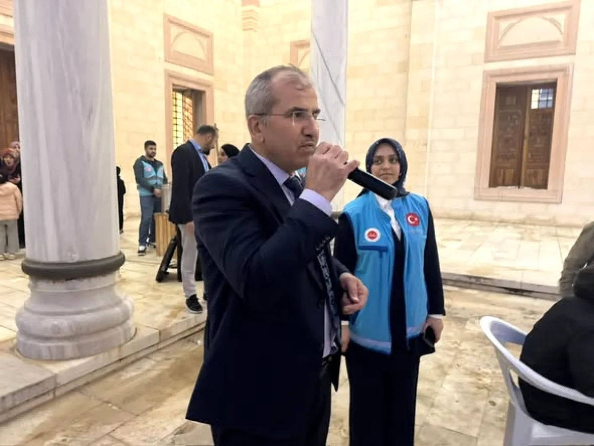 Adana'da Kanser Tedavisi Gören Göçmen Çocuklar İçin Gönül Bağı İftarı Adana'da Kanser Tedavisi Gören Göçmen Çocuklar İçin Gönül Bağı İftarı