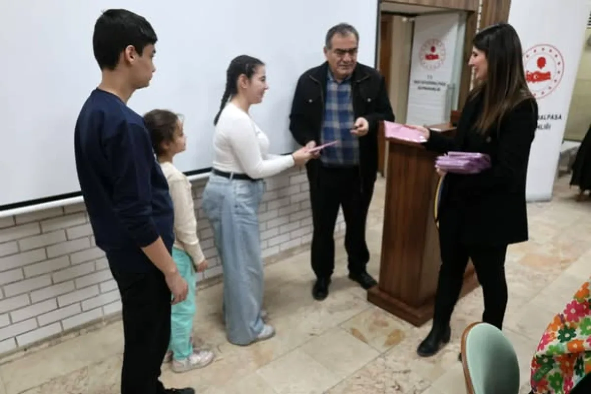 Kaymakam Mehmet Okur'un Misafir Olduğu İftar Sofrasında Anlamlı Buluşma Kaymakam Mehmet Okur'un Misafir Olduğu İftar Sofrasında Anlamlı Buluşma