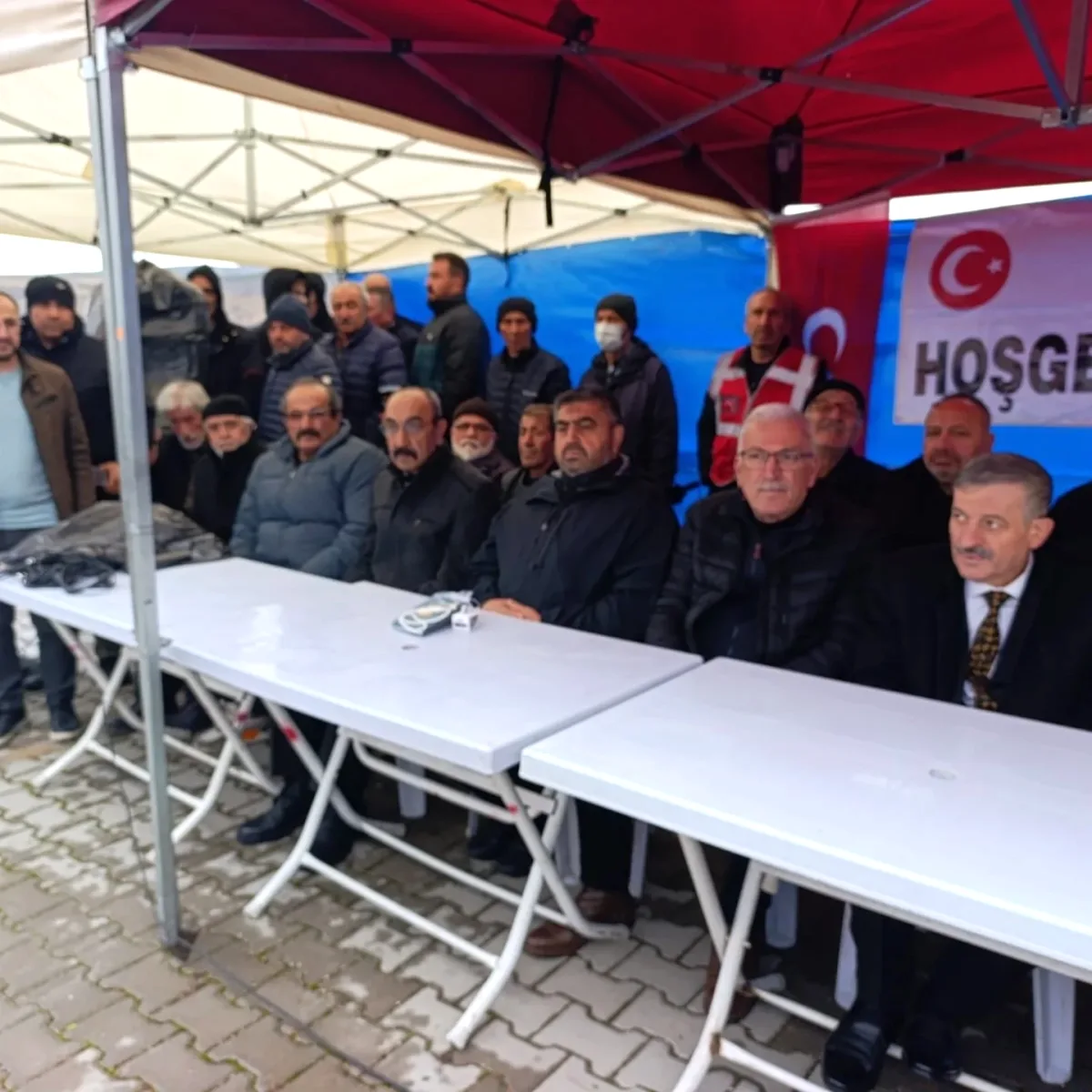 Elmadağ MHP Yönetimi, Amin Tepesi'ndeki Geleneğe Neden Katıldı? Elmadağ MHP Yönetimi, Amin Tepesi'ndeki Geleneğe Neden Katıldı?