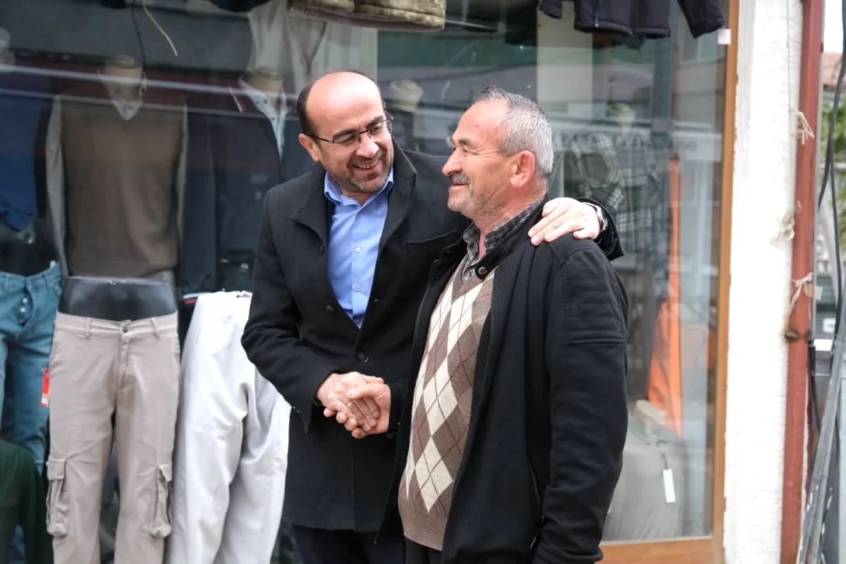 Orhaneli'de Bayram Heyecanı Nerede Tazelendi? Başkan Tayır'dan Sürpriz Buluşma Orhaneli'de Bayram Heyecanı Nerede Tazelendi? Başkan Tayır'dan Sürpriz Buluşma