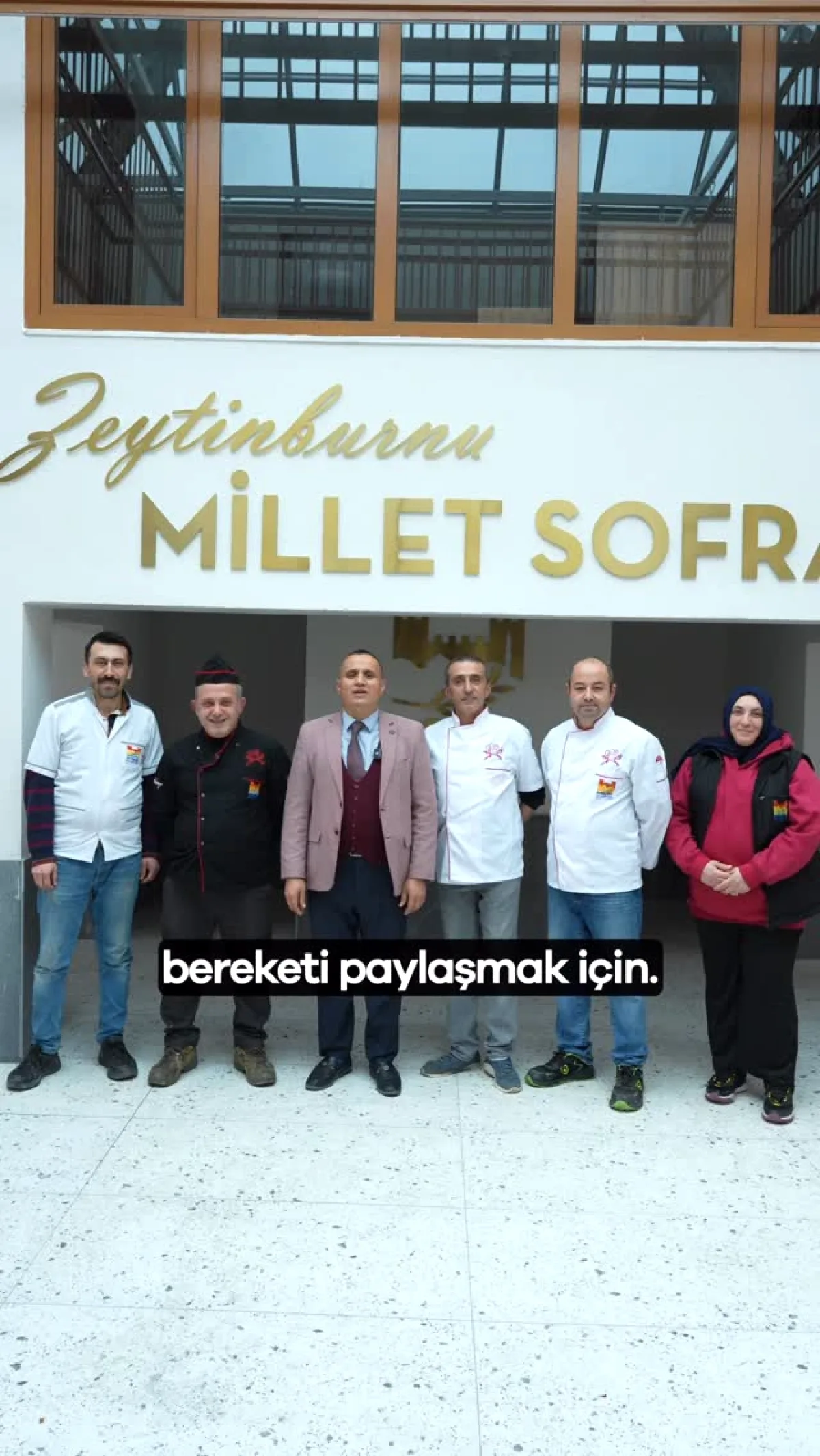 Zeytinburnu Belediyesi'nden Bayram Mesajı: 'Sizi Seviyoruz' Diyerek Ne Vurguladı? Zeytinburnu Belediyesi'nden Bayram Mesajı: 'Sizi Seviyoruz' Diyerek Ne Vurguladı?